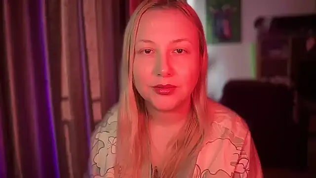 Snapshot of BikiHellena chatting on November 2025 04:50:02 AM BikiHellena online show from November 2025 04:50:02 AM