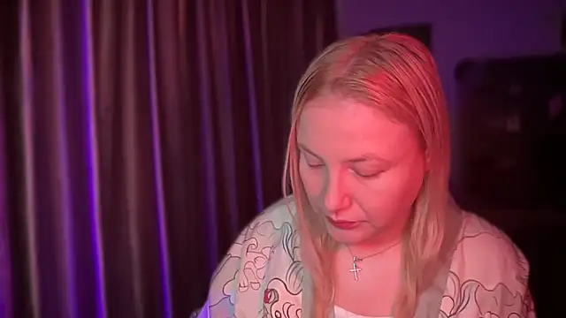 BikiHellena online show from December 2025 06:38:02 AM