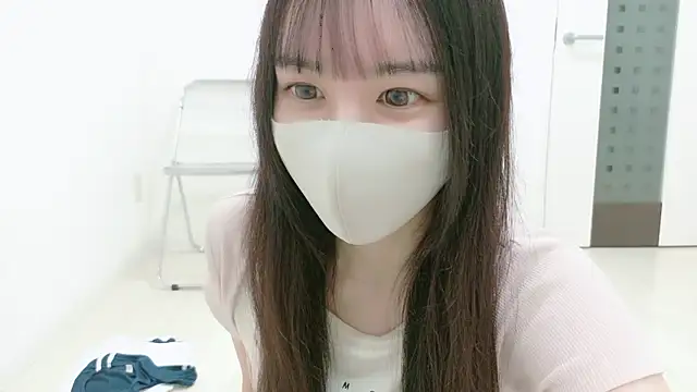  Mia land  online show from February 2026 01:10:01 PM