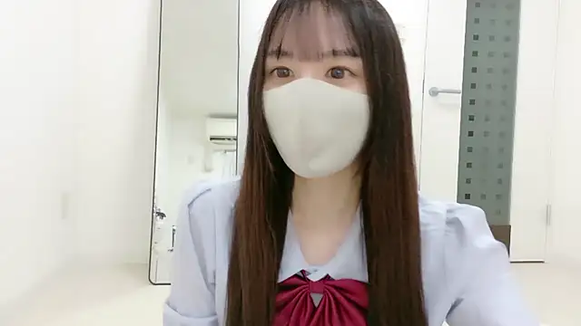 Snapshot of _Mia_land_ chatting on December 2025 01:17:02 PM Mia land online show from December 2025 01:17:02 PM