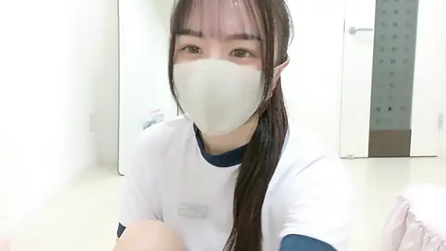  Mia land  online show from December 2025 01:13:02 PM