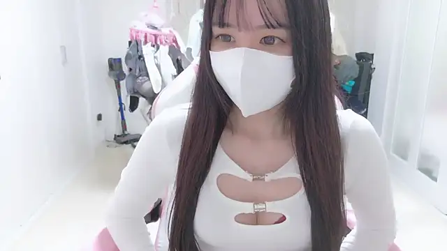  Mia land  online show from February 2026 02:39:01 PM