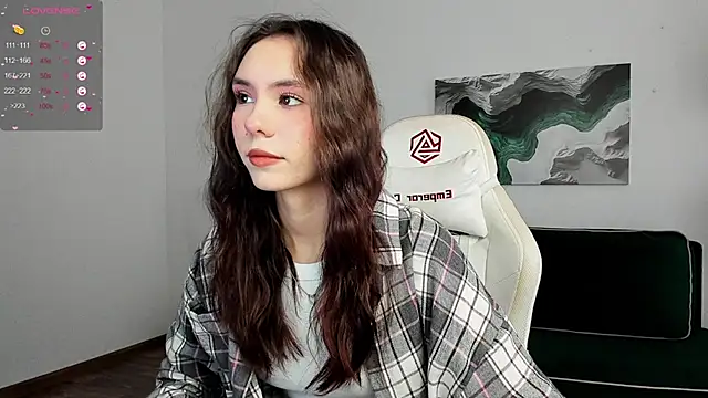 Snapshot of Kelly_Harrison chatting on September 2025 07:59:01 AM Kelly Harrison online show from September 2025 07:59:01 AM