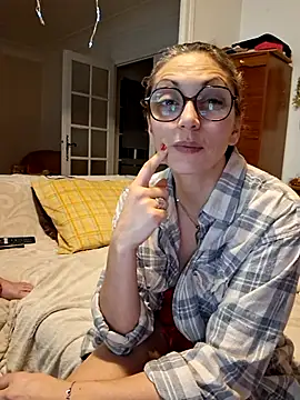 ChouqxxxCoreleone online show from December 2025 08:31:01 PM