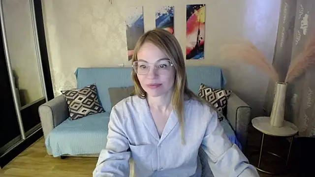 shy hot cat online show from November 2025 10:05:01 AM