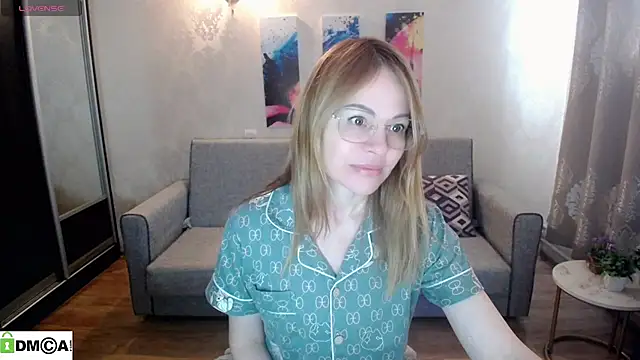 shy hot cat online show from November 2025 07:46:01 AM