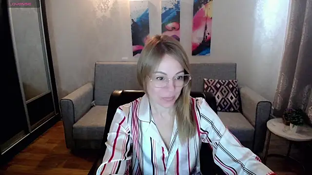 shy hot cat online show from October 2025 06:24:01 AM