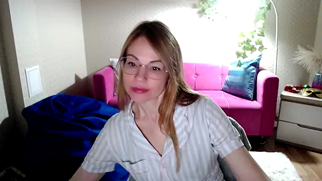 shy hot cat online show from November 2025 09:53:02 AM