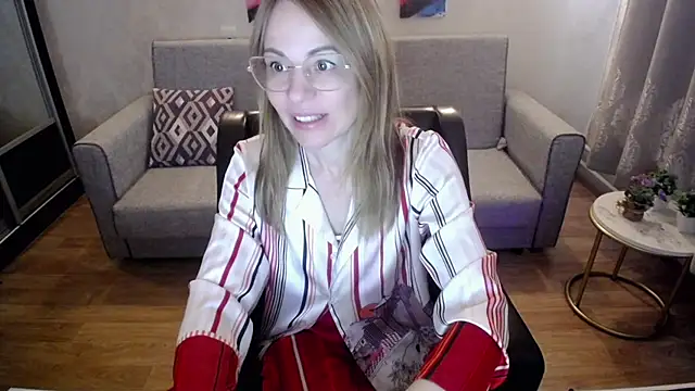shy hot cat online show from October 2025 09:21:01 AM