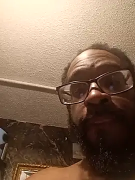 Snapshot of biggdoggent chatting on October 2025 11:23:01 AM biggdoggent online show from October 2025 11:23:01 AM