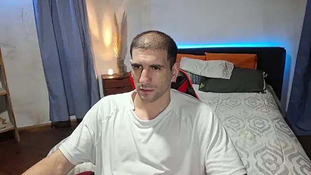 ObeyLust online show from November 2025 01:17:01 AM