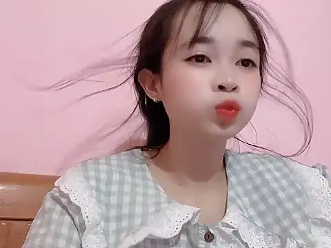 Suna7383 online show from October 2025 04:53:01 PM