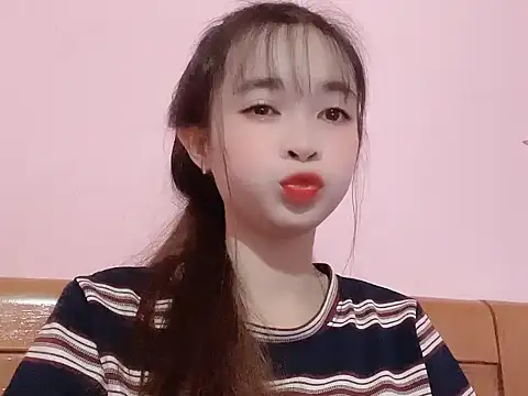 Suna7383 online show from October 2025 03:55:01 PM