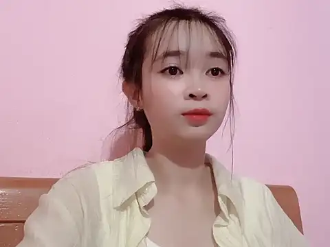 Suna7383 online show from October 2025 05:14:01 PM