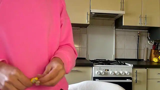 MartaLuna  online show from March 2026 10:39:02 AM