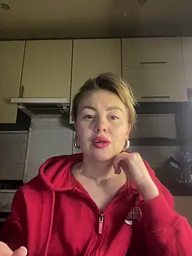 MartaLuna  online show from February 2026 10:27:02 PM