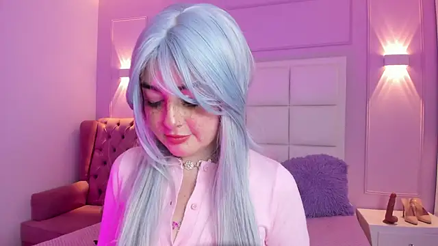 Ashleypetit online show from July 2026 01:11:02 PM