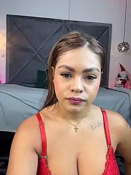 MayaMoanXXX online show from December 2025 01:15:01 PM