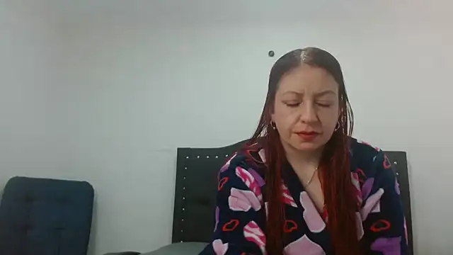 helenn653342 online show from September 2025 04:02:01 PM