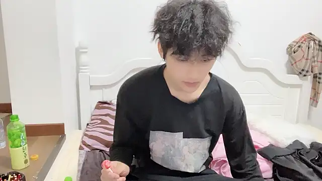 yangyang-2563 online show from October 2025 12:02:01 PM