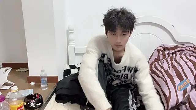 yangyang-2563 online show from October 2025 01:45:01 PM