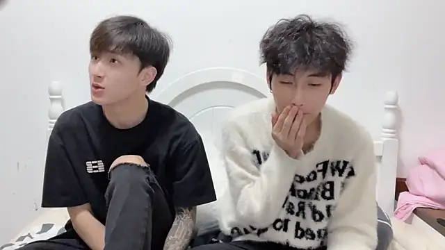 yangyang-2563 online show from October 2025 12:51:02 PM