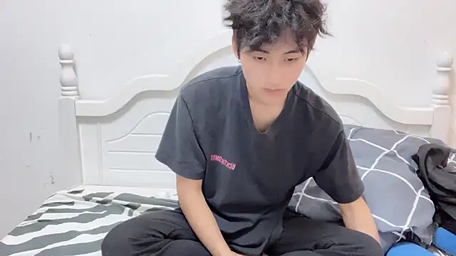 yangyang-2563 online show from September 2025 07:15:02 AM