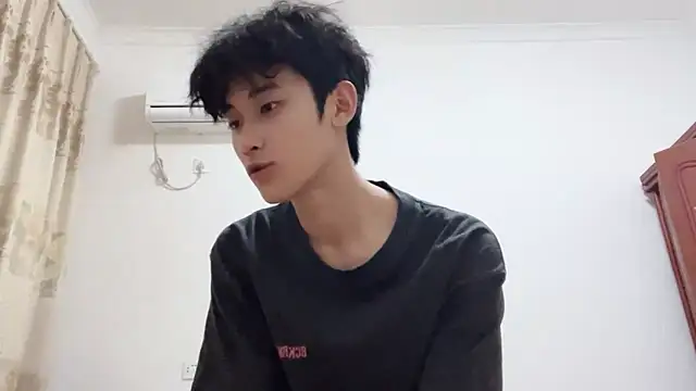 yangyang-2563 online show from October 2025 04:21:01 PM