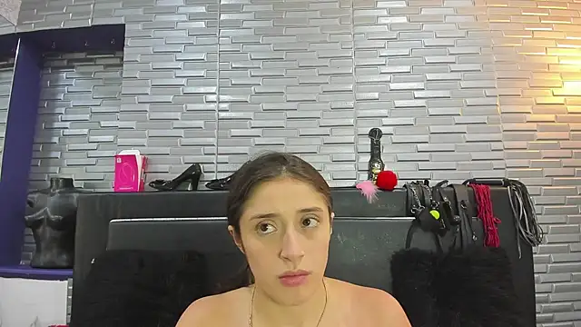 KatyVelvet online show from November 2025 04:28:01 PM