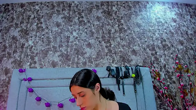 Snapshot of KatyVelvet chatting on October 2025 02:34:01 AM KatyVelvet online show from October 2025 02:34:01 AM