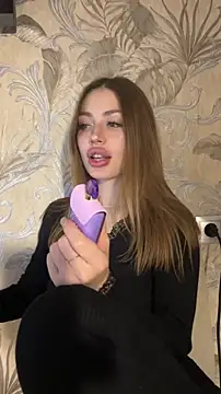 Elizabeth Tay online show from January 2026 08:03:01 PM