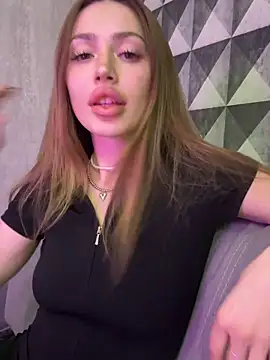 Elizabeth Tay online show from March 2026 07:29:01 PM