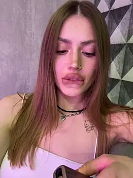 Elizabeth Tay online show from March 2026 06:34:02 PM