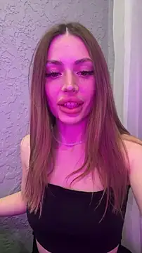 Elizabeth Tay online show from February 2026 05:31:02 PM