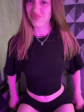 Elizabeth Tay online show from March 2026 08:47:01 AM