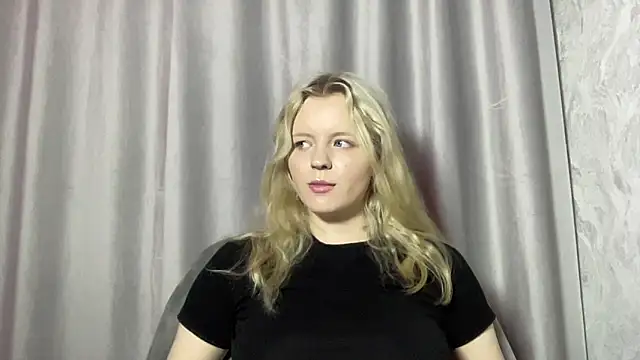 D0llySheep online show from September 2025 04:47:01 PM