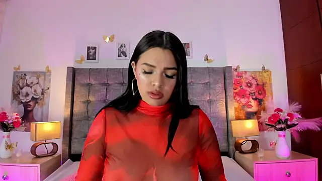 Linda Fosterr online show from May 2026 07:29:01 PM