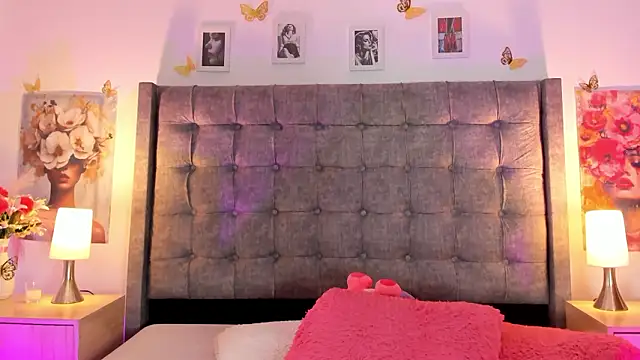 Linda Fosterr online show from March 2026 07:43:02 PM