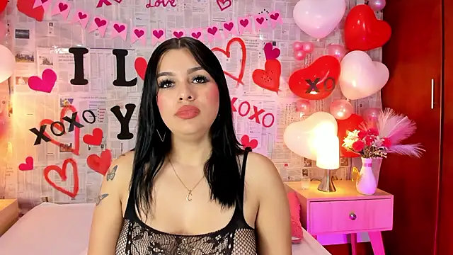 Linda Fosterr online show from February 2026 07:56:01 PM