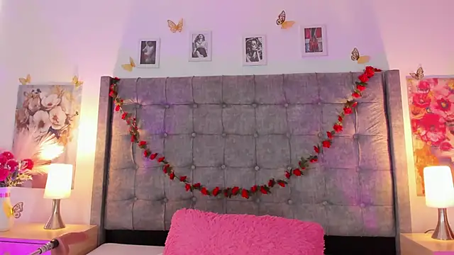 Linda Fosterr online show from February 2026 07:22:01 PM