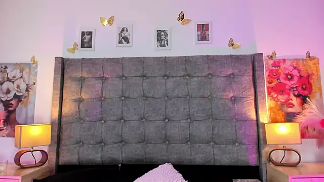 Linda Fosterr online show from May 2026 09:24:01 PM