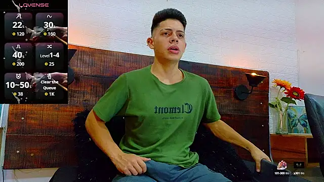 JhosuaVega online show from September 2025 02:14:02 AM