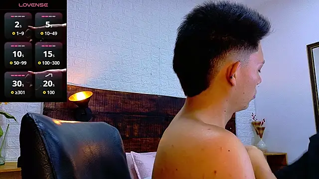 JhosuaVega online show from October 2025 12:22:02 AM