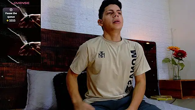 JhosuaVega online show from September 2025 02:07:01 AM