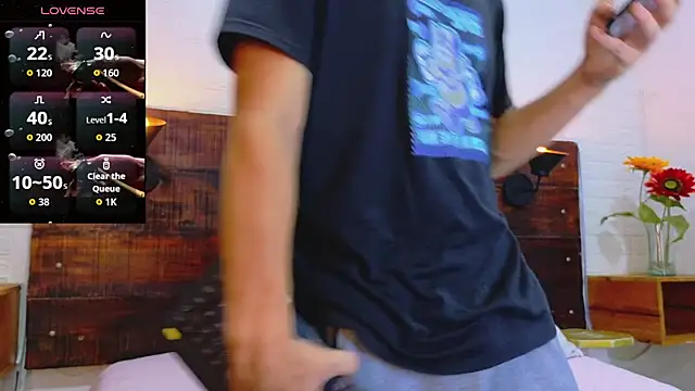 JhosuaVega online show from October 2025 02:04:02 AM