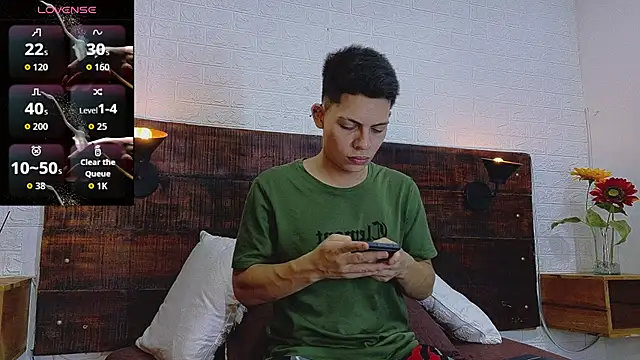 JhosuaVega online show from October 2025 12:34:01 AM