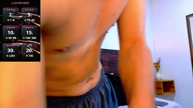 JhosuaVega online show from October 2025 07:13:02 PM