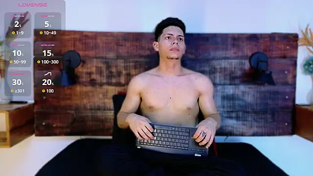 JhosuaVega online show from February 2026 01:38:02 AM