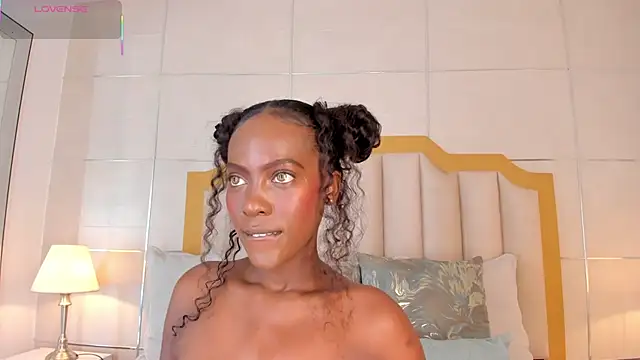 DakotaWangi online show from November 2025 03:33:02 AM