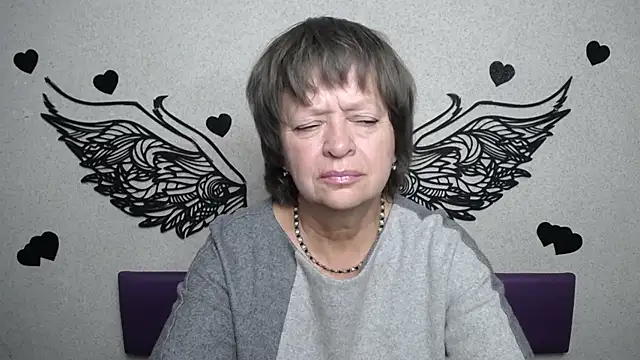 Snapshot of MaltaFora chatting on September 2025 11:03:01 AM MaltaFora online show from September 2025 11:03:01 AM